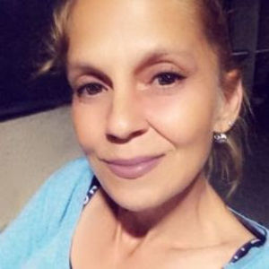 Meet your Posher, Ana